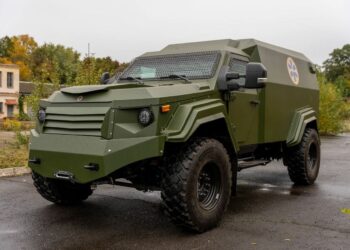 У МОЗ показали першу броньовану «швидку», яка вже прибула в Україну
