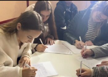 Як у Дніпрі сьогодні писали загальнонаціональний диктант (ВІДЕО)