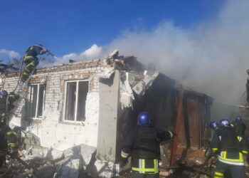 Сьогодні окупанти вдарили по Нікополю дронами-камікадзе та артилерією: є поранені та руйнування