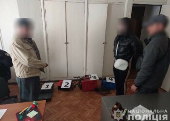 У Дніпрі затримали зловмисника, який вдерся у приватний будинок і пограбував господаря