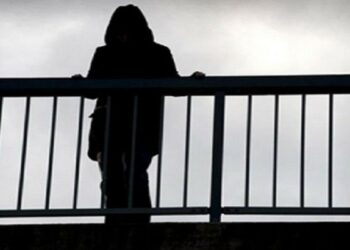У Дніпрі 17-річна дівчина стрибнула з Нового мосту