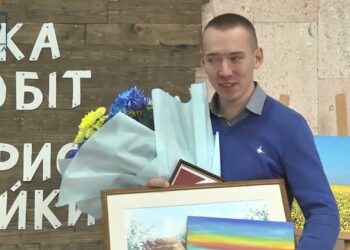 Колишній викладач дитячого фотогуртка – нині український захисник, відкрив першу фотовиставку