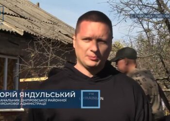 Наслідки ворожої атаки на Дніпропетровщину: пошкоджений приватний будинок, побиті вікна та авто
