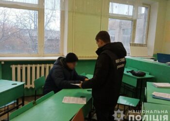 На Синельниківщині на махінації з вугіллям на понад 1,3 млн гривень викрили директора навчального закладу