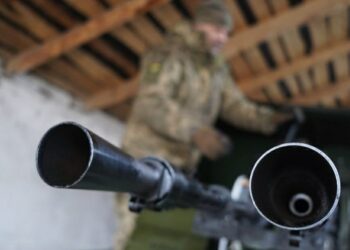 Бійці дніпровської 128-ї бригади тероборони переобладнали вантажівку на “ловця шахедів”