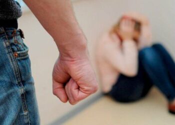 У Кривому Розі затримали чоловіка, який побив жінку до непритомного стану