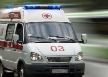 У Дніпрі завдяки небайдужим покупцям врятували продавчиню магазину