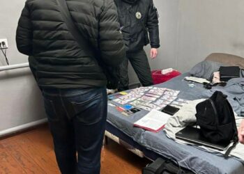 У Кривому Розі два шахраї ошукали людей майже на 100 тисяч гривень