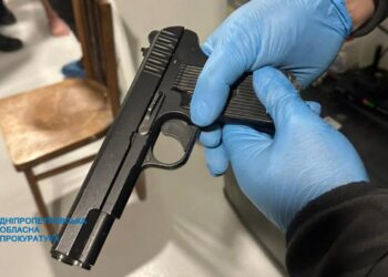 Розбійний напад на сімейну пару: на Криворіжжі затримали трьох злодіїв
