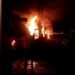 У Новомосковському районі поліцейські врятували з палаючого будинку хвору жінку (ВІДЕО)