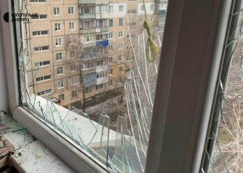 Власниця квартири у Кривому Розі, у яку влучили з гранатомета, розповіла про ранкову подію