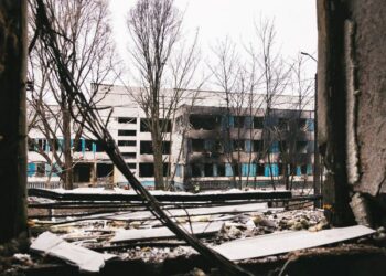 У якому стані перебувають постраждалі внаслідок ракетної атаки на Дніпро: коментар лікарів