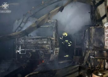 Стала відома причина та наслідки великої пожежі на АТП на Лівобережному-3