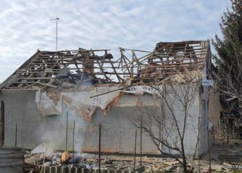Сьогодні вранці окупанти вбили у Нікополі 45-річного чоловіка, поранили пенсіонера та дитину