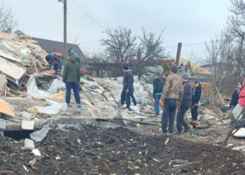 Сьогодні уламки збитої ракети  знищили дачний будинок під Дніпром: ситуація в області на вечір