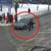 Біля «Нового центру» у Дніпрі Mercedes збив чоловіка (ВІДЕО 18+)