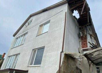 Атака на Нікопольщину та ракета на Дніпро: наслідки ворожих обстрілів області