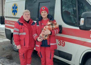 Медикам “швидкої” у новому році вже довелося приймати пологи в домашніх умовах та в авто