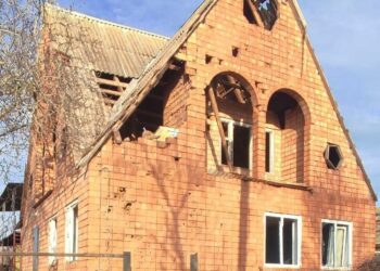 Окупанти вдарили ракетою по Новомосковському району: ситуація в області на вечір