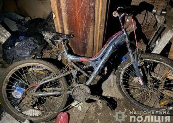 Вдарив дитину та відібрав велосипед: під Дніпром затримали 51-річного злочинця
