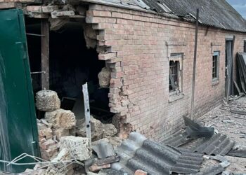 Окупанти тричі обстріляли Нікопольщину: поранено двох людей