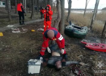 Смерть на водоймі: у Криворізькому районі не встигли врятувати потопаючого
