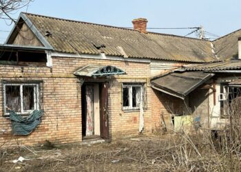 У Нікополі окупанти поранили 33-річного чоловіка під час артобстрілу