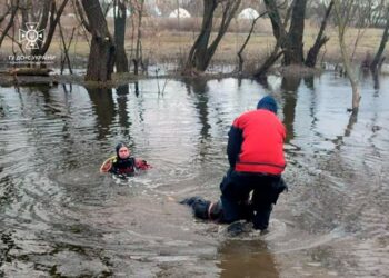 Під Дніпром у річці Сура потонув 16-річний хлопець
