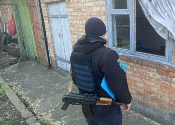 У поліції показали наслідки обстрілів Нікопольщини (ФОТО)