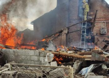 Окупанти поранили на Нікопольщині двох літніх людей
