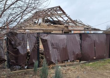 На Нікопольщині через обстріли пошкоджено інфраструктурний обʼєкт: ситуація в області на вечір