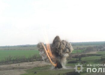 На Криворіжжі гучно знищили  бойову частину ракети Х-59 (ВІДЕО)