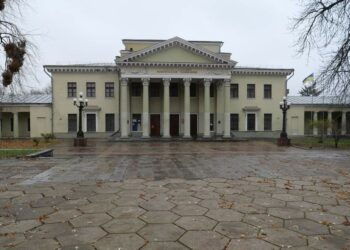 У Дніпрі 14 пам’яток архітектури  узяли під захист: деталі
