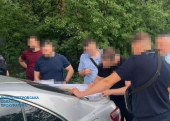 500 тонн щомісяця: у Дніпрі судитимуть п’ятьох “ділків”, які незаконно виготовляли та збували пальне