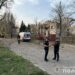 На місці ракетної атаки у Дніпрі розгорнуто мобільний пункт прийому звернень постраждалих містян
