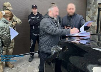 У Дніпрі затримали банду, яка присвоїла 28 мільйонів гривень  інвесторів