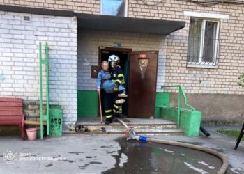 У Дніпрі на пожежі постраждала 3-річна дитина