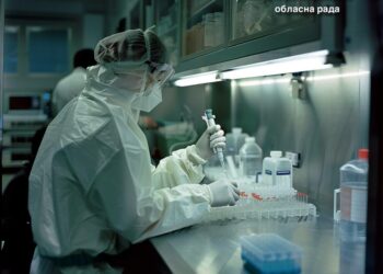 На Дніпропетровщині три людини за тиждень померли від ковіду