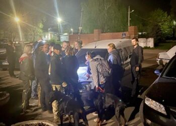 У Підгородному всю ніч тривали пошуки зниклої 13-річної дівчинки: деталі