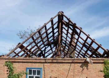 Окупанти вдарили ракетою по Дніпровському району: ситуація в області на вечір