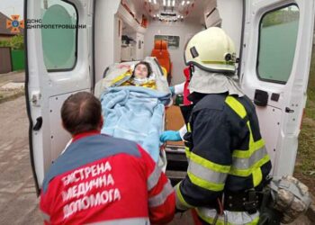У Кам’янському районі дівчину визволяли з глибокого колодязя