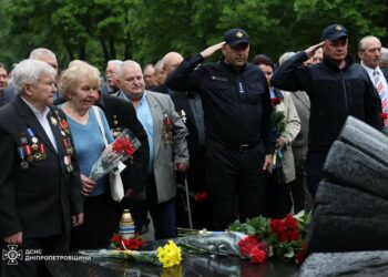 У Дніпрі вшанували пам’ять героїв-ліквідаторів та жертв Чорнобильської катастрофи
