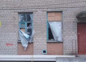 Окупанти пошкодили гімназію у Нікополі: ситуація в області на ранок