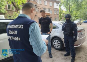 Понад 1 млн гривень збитків на ремонті укриттів: у Кривому Розі затримали посадовців-розкрадачів