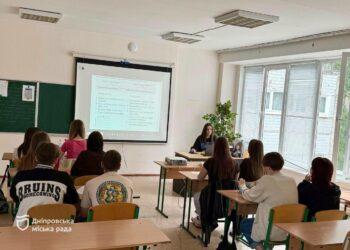 Ура, канікули: стало відомо, коли закінчиться навчальний рік у школах Дніпра