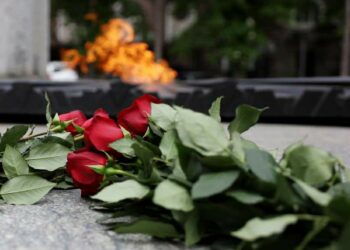 У Дніпрі пройшли урочистості до Дня памʼяті та перемоги над нацизмом