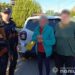 Хвилинка добра: у Нікополі поліцейські повернули додому бабусю, яка блукала містом