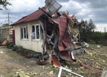 Стало відомо, що внаслідок ракетної атаки на Дніпро загинули двоє залізничників