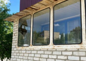 Окупанти сьогодні атакували три райони області: поранено 55-річну жінку
