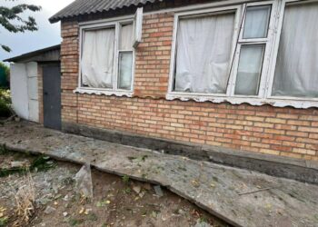 У Нікополі окупанти поранили двох жінок: наслідки ворожої атаки